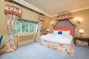 Royal Richmond Family Home by Kew Gardens