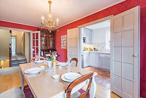 Royal Richmond Family Home by Kew Gardens