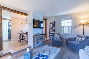 Blue Water: The Cottage