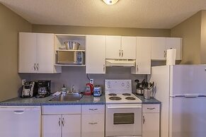 Banff Boundary Lodge Mountainview Studio