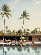 Patina Maldives, Fari Islands