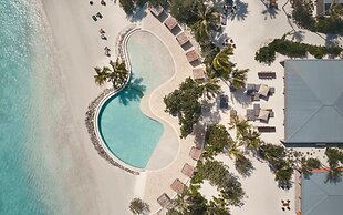 Patina Maldives, Fari Islands