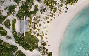 Patina Maldives, Fari Islands