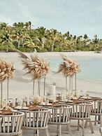 Patina Maldives, Fari Islands