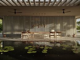 Patina Maldives, Fari Islands