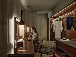 Patina Maldives, Fari Islands