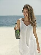 Patina Maldives, Fari Islands