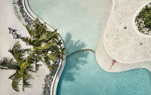 Patina Maldives, Fari Islands