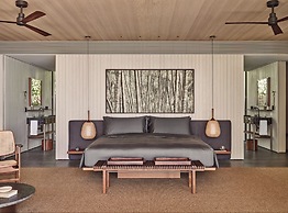 Patina Maldives, Fari Islands