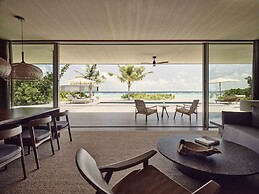 Patina Maldives, Fari Islands