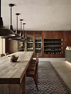 Patina Maldives, Fari Islands