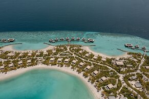 Patina Maldives, Fari Islands