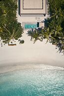 Patina Maldives, Fari Islands