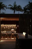 Patina Maldives, Fari Islands