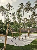 Patina Maldives, Fari Islands