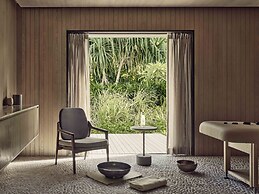 Patina Maldives, Fari Islands