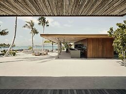 Patina Maldives, Fari Islands