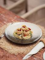 Patina Maldives, Fari Islands