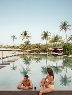 Patina Maldives, Fari Islands