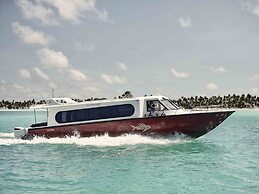 Patina Maldives, Fari Islands