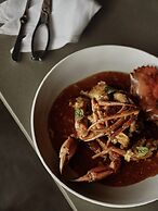 Patina Maldives, Fari Islands