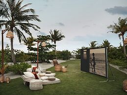 Patina Maldives, Fari Islands