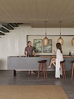 Patina Maldives, Fari Islands