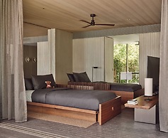 Patina Maldives, Fari Islands