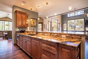 555 Independence Road by Summit County Mountain Retreats