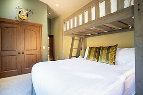 555 Independence Road by Summit County Mountain Retreats