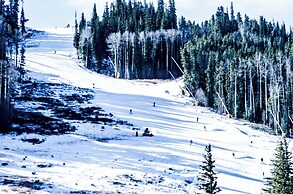 555 Independence Road by Summit County Mountain Retreats