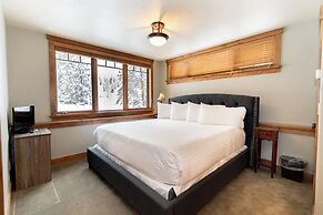 671 Elk Circle by Summit County Mountain Retreats