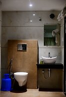 Hotel Monarch Center Point near Dahanu Beach, Bordi