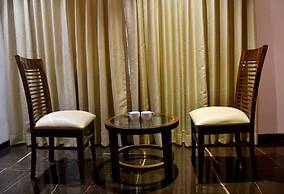 Hotel Monarch Center Point near Dahanu Beach, Bordi