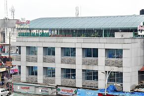 Hotel Monarch Center Point near Dahanu Beach, Bordi