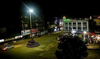 Hotel Monarch Center Point near Dahanu Beach, Bordi