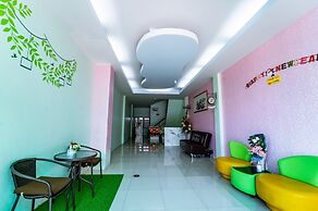 OYO 75377 Check In House