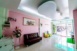 OYO 75377 Check In House