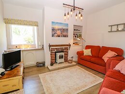 Charming 2 Bed House Near Rhoscolyn,discounts FOR