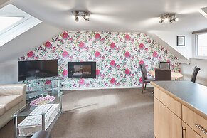 Apartment 4 At Glencoe