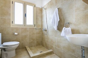 Unique Villa Ratzakli