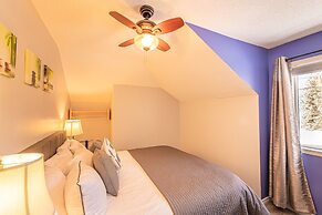 Banff Boundary Lodge 2 BR Condo & studio