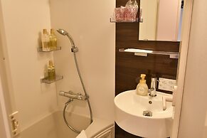 Crystal & Resort Fukuoka