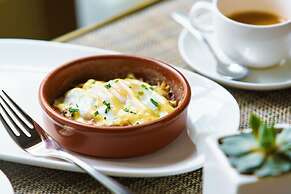 AC Hotel by Marriott Fort Lauderdale Airport