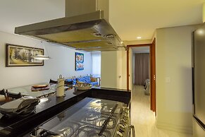 Apartamento Luxo Espaçoso e Equipado
