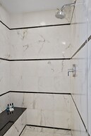 Junior Suite 1 At Sorrento S- Fontainebleau Miami Beach Studio Bedroom