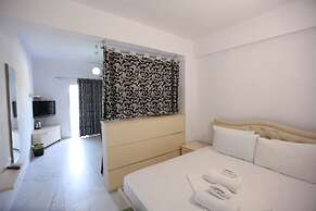 Central Park Hotel Ksamil