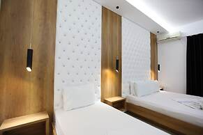 Central Park Hotel Ksamil