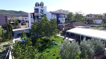 Central Park Hotel Ksamil