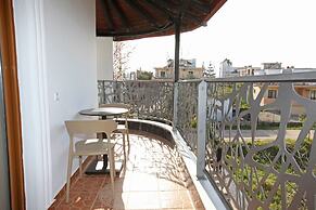 Central Park Hotel Ksamil